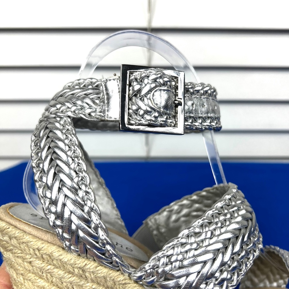 🚫SOLD! NWOT |•APOSTROPHE•| Metallic Silver Espadrille 'Audrey' Sandal - Picture 3 of 11
